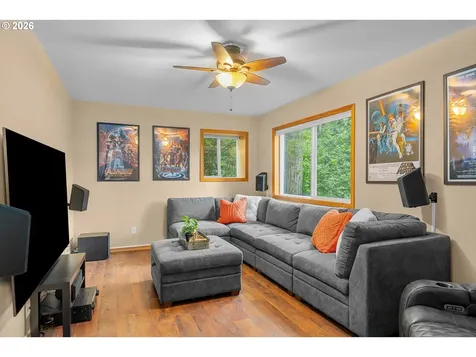 2257 NE Estate Drive Hillsboro OR 97124
