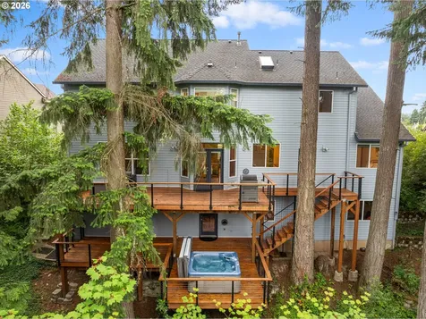2257 NE Estate Drive Hillsboro OR 97124