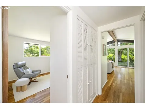 11328 SE Pine Court Portland OR 97216