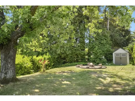 11328 SE Pine Court Portland OR 97216