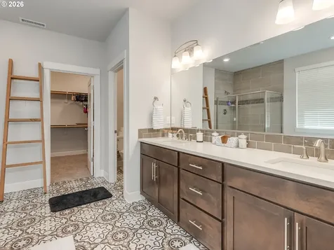 1720 S 47th Place Ridgefield WA 98642
