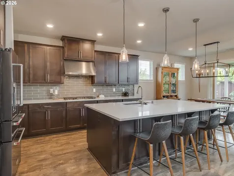 1720 S 47th Place Ridgefield WA 98642