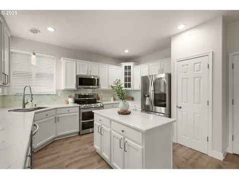 17106 SW Roosevelt Street Sherwood OR 97140