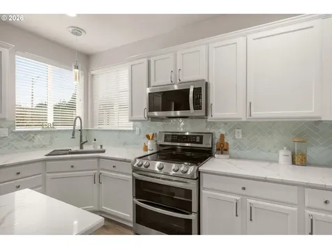 17106 SW Roosevelt Street Sherwood OR 97140