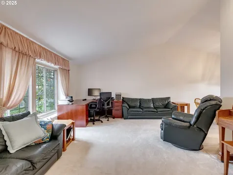 5736 SW Natchez Street Tualatin OR 97062