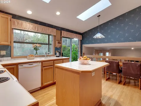5736 SW Natchez Street Tualatin OR 97062