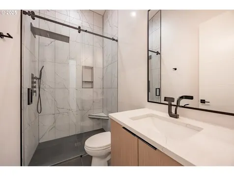 295 W W Street Washougal WA 98671