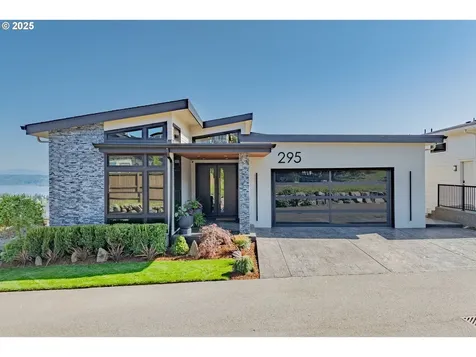 295 W W Street Washougal WA 98671