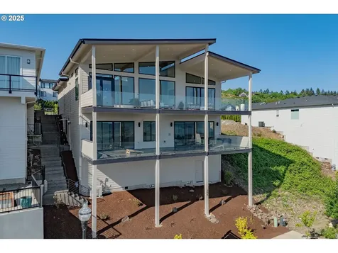295 W W Street Washougal WA 98671