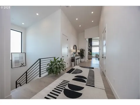 295 W W Street Washougal WA 98671