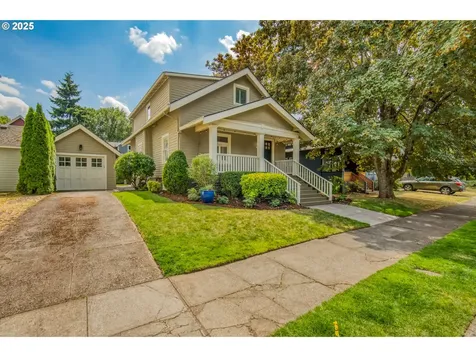 1224 NE Sumner Street Portland OR 97211