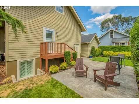 1224 NE Sumner Street Portland OR 97211