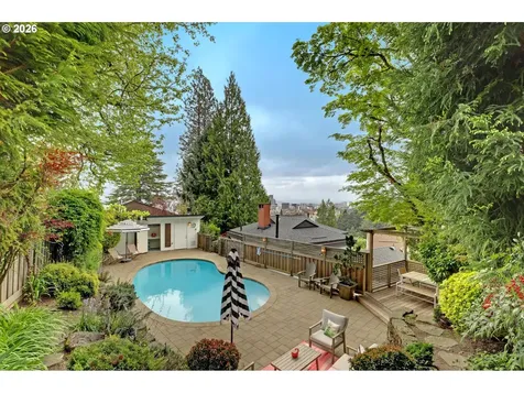 2537 NW Mildred Street Portland OR 97210