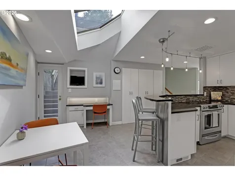 2537 NW Mildred Street Portland OR 97210