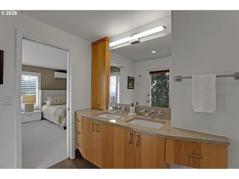 2537 NW Mildred Street Portland OR 97210