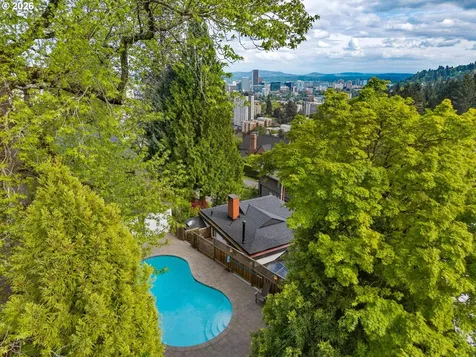 2537 NW Mildred Street Portland OR 97210