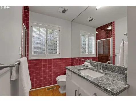 2537 NW Mildred Street Portland OR 97210