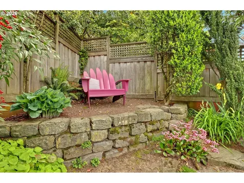 2537 NW Mildred Street Portland OR 97210