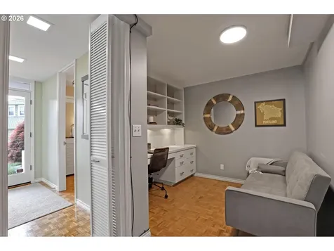 2537 NW Mildred Street Portland OR 97210