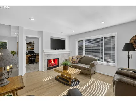 1655 SE Dogwood Way Gresham OR 97080