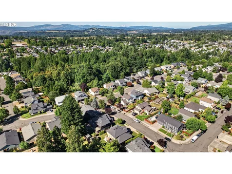 1655 SE Dogwood Way Gresham OR 97080