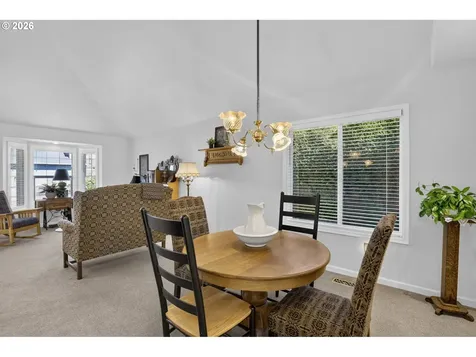 1655 SE Dogwood Way Gresham OR 97080