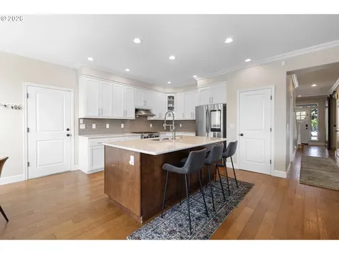 6354 NE Marina Court Hillsboro OR 97124