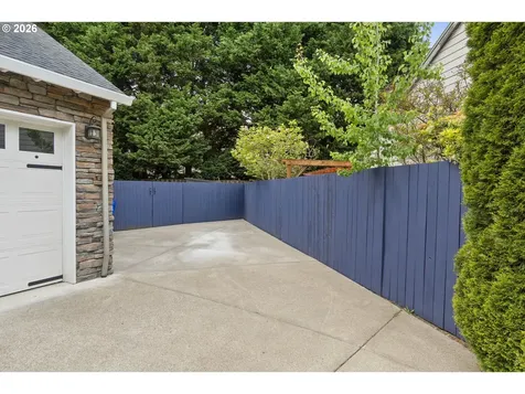 6354 NE Marina Court Hillsboro OR 97124