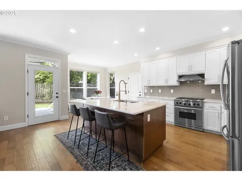 6354 NE Marina Court Hillsboro OR 97124