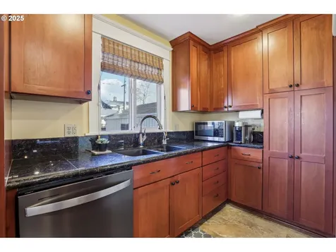 6204 N Williams Avenue Portland OR 97217