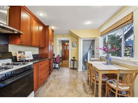 6204 N Williams Avenue Portland OR 97217