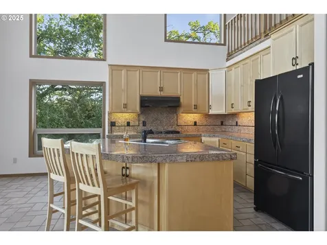880 Jewel Drive Roseburg OR 97471