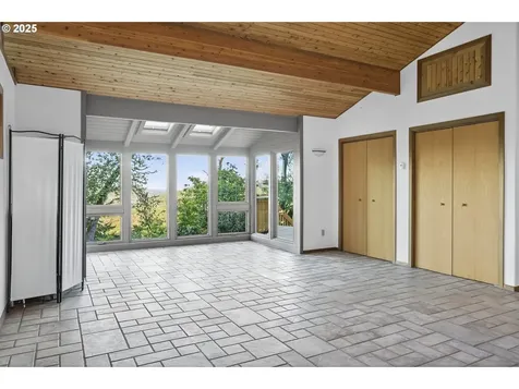 880 Jewel Drive Roseburg OR 97471