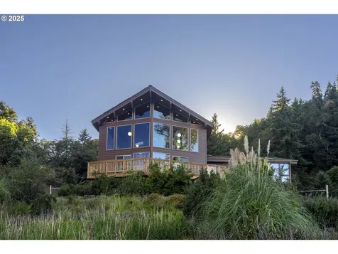 880 Jewel Drive Roseburg OR 97471