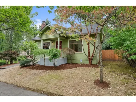5716 NE 25th Avenue Portland OR 97211