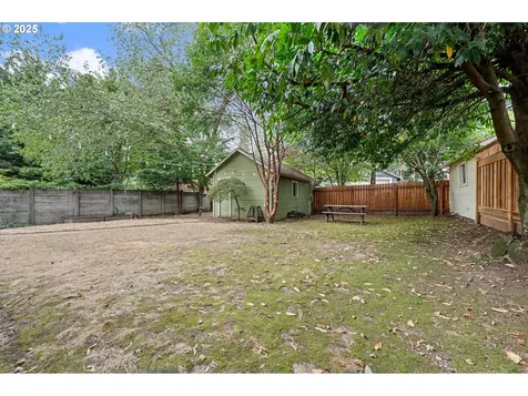 5716 NE 25th Avenue Portland OR 97211
