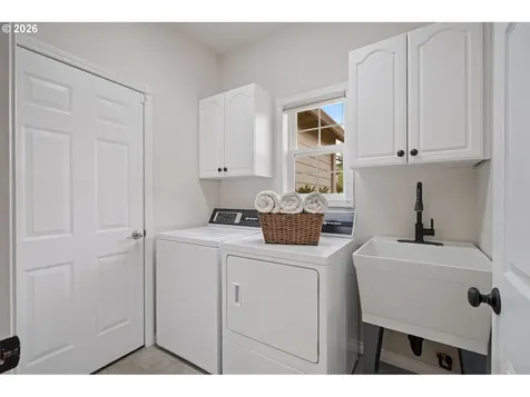 17700 NE 28th Street Vancouver WA 98682