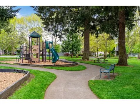 17700 NE 28th Street Vancouver WA 98682