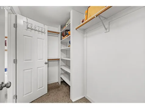 163 Indian Oak Court Molalla OR 97038