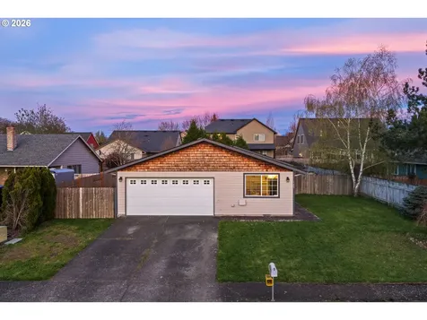163 Indian Oak Court Molalla OR 97038