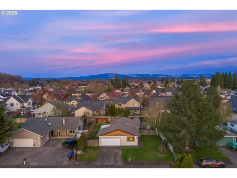 163 Indian Oak Court Molalla OR 97038