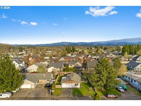 163 Indian Oak Court Molalla OR 97038