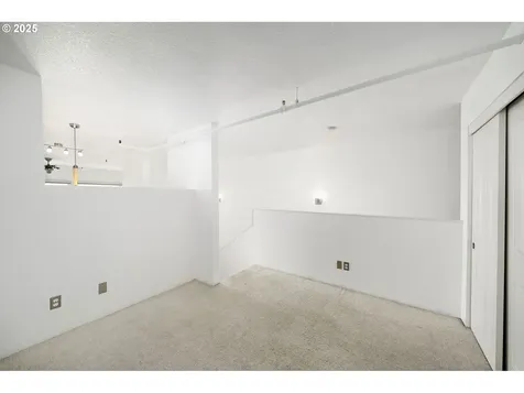 1910 SW 18th Avenue Portland OR 97201