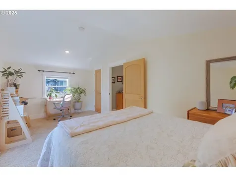 728 Hillcrest Drive Longview WA 98632