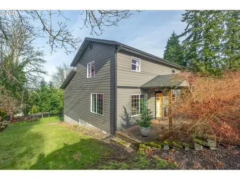 728 Hillcrest Drive Longview WA 98632