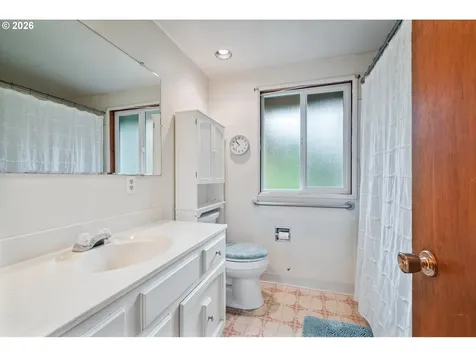 111 Canyon View Drive Longview WA 98632