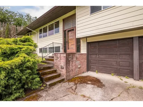 111 Canyon View Drive Longview WA 98632