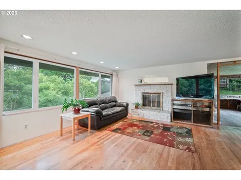 111 Canyon View Drive Longview WA 98632