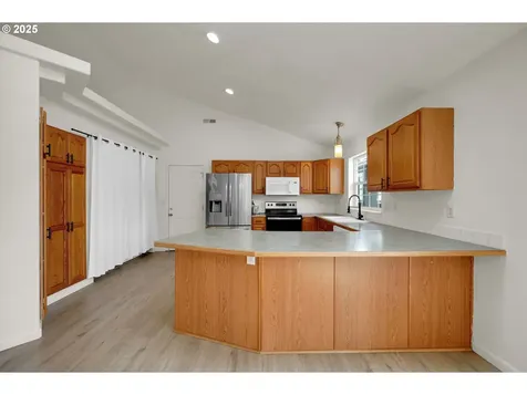 25219 Corky Lane Veneta OR 97487