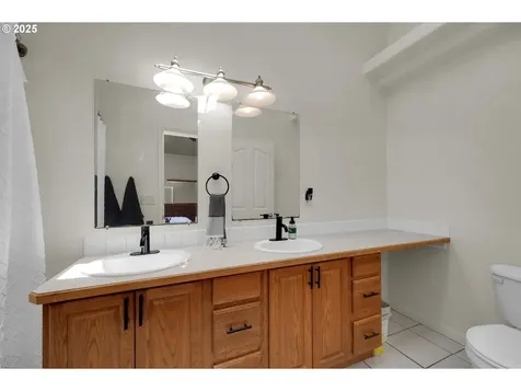 25219 Corky Lane Veneta OR 97487